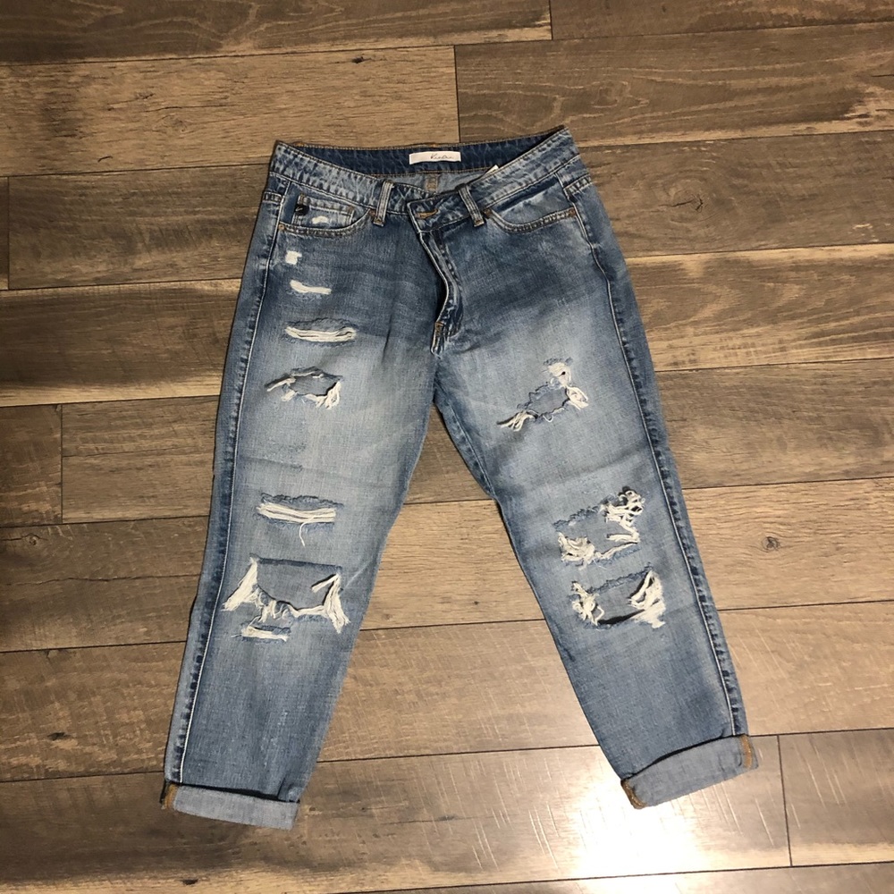 VICI Distressed Jeans
